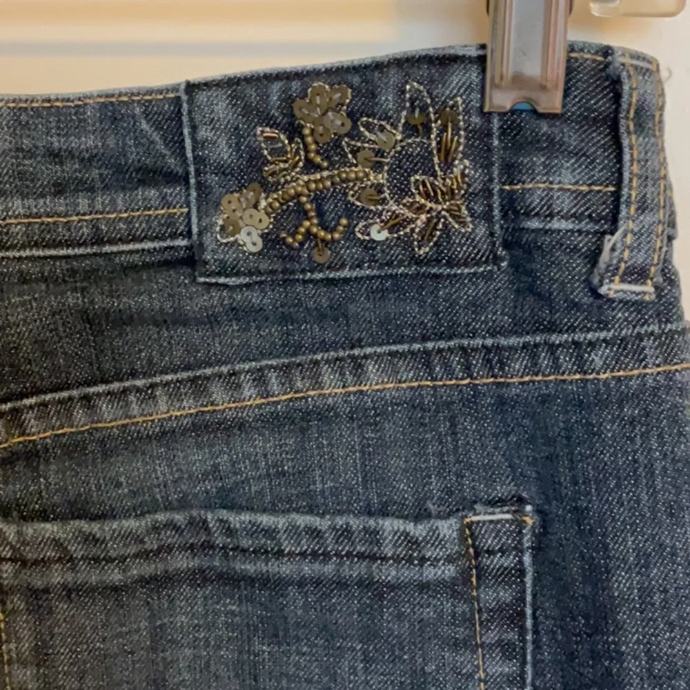 Chico’s Platinum Denim Jeans - Size 1.5, or 10 - Picture 8 of 10